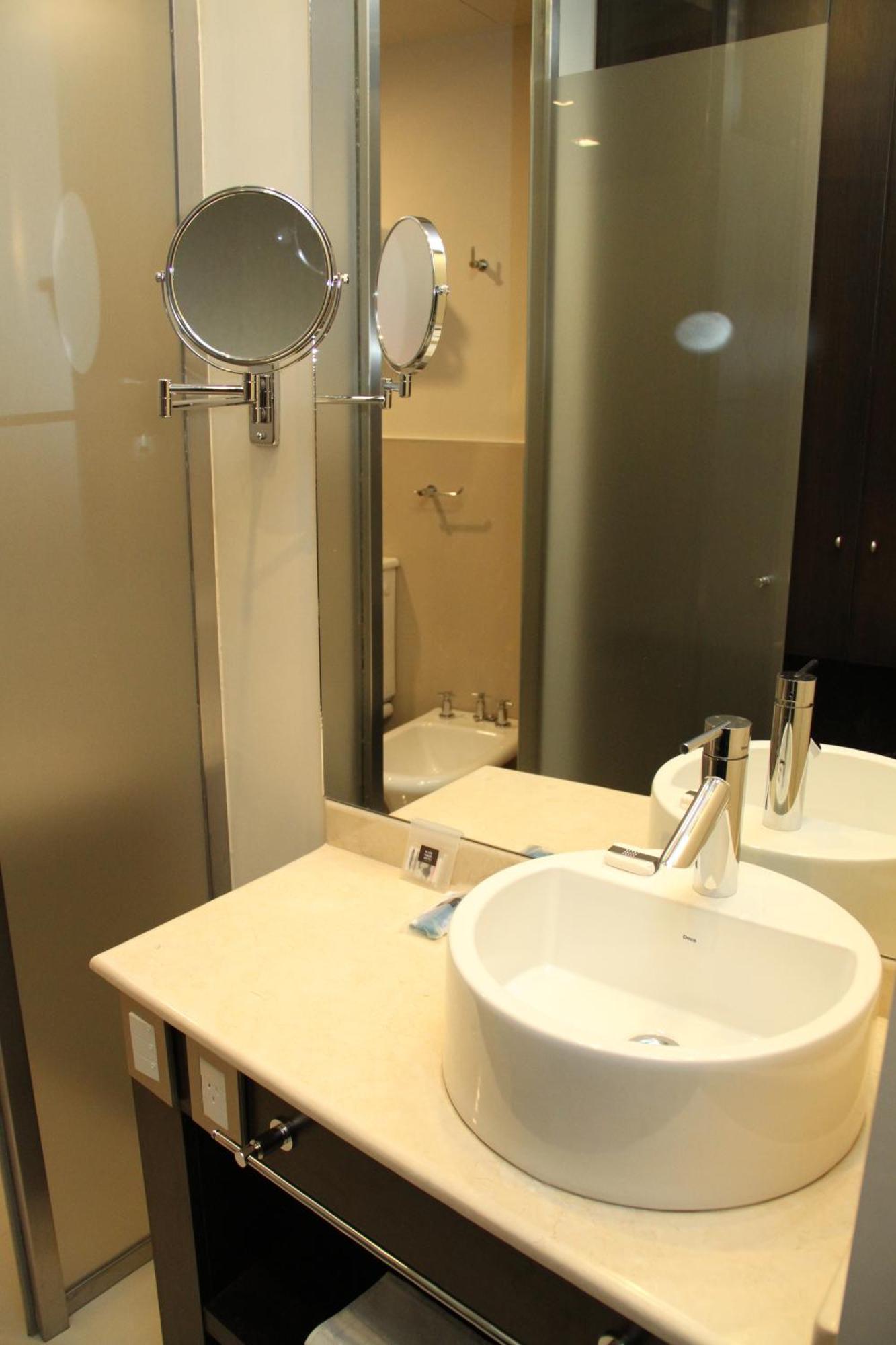 Niyat Urban Hotel Ресістенсія Номер фото